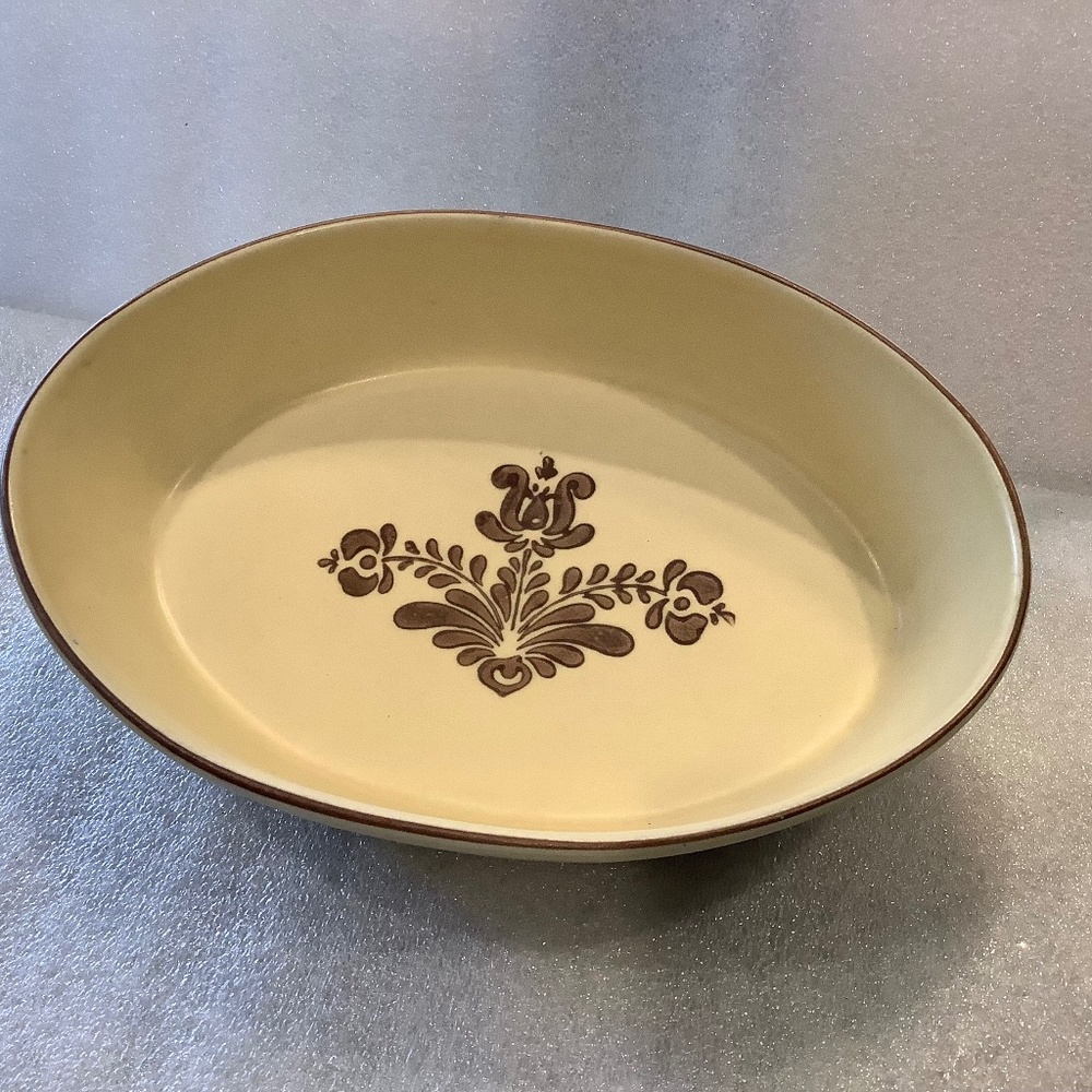 Vintage Pfaltzgraff Stoneware Casserole Dish Village Pattern